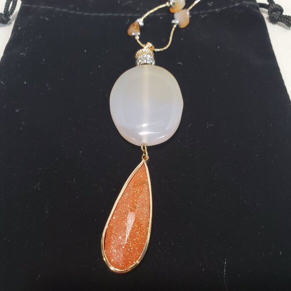 Ali Khan Pendant necklace with a long chain. faceted glass bead - Picture 3 of 10